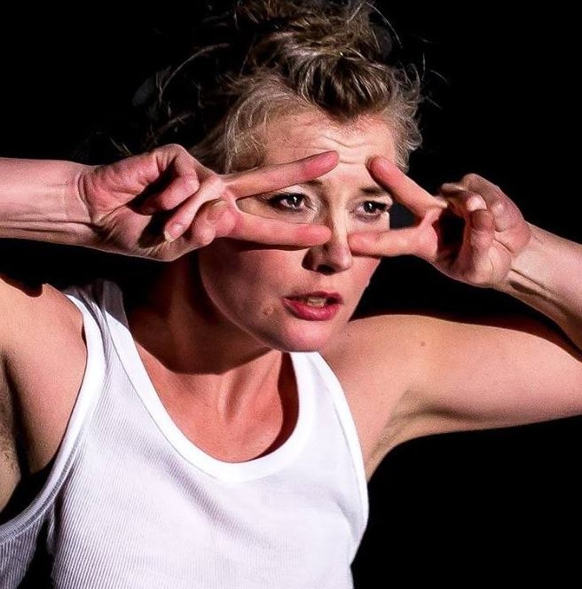 Riikka Theresa Innanen on&nbsp;dances